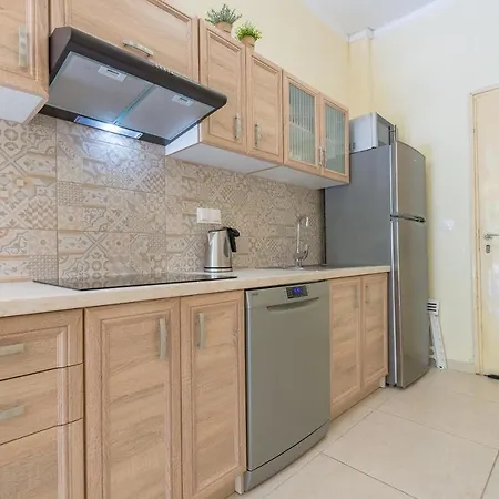 Paleopolis Apartment *